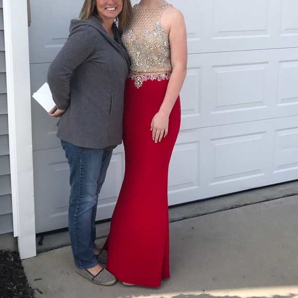 prom dress!! - Picture 2 of 3